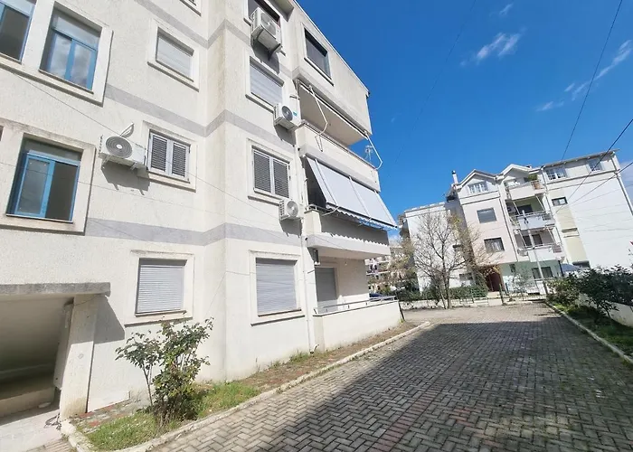 Lägenhet Boheme Golem (Tirana)